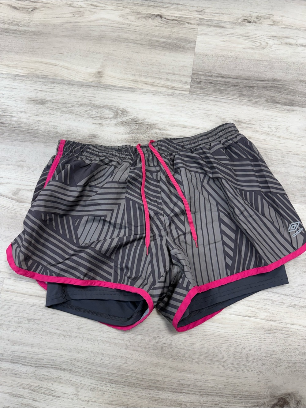 Women's Grey Geometric Running Shorts with Pink Trim